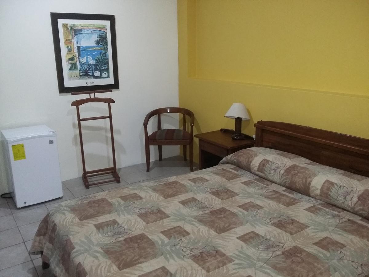 Hostal Solar Del Puerto マチャラ エクステリア 写真